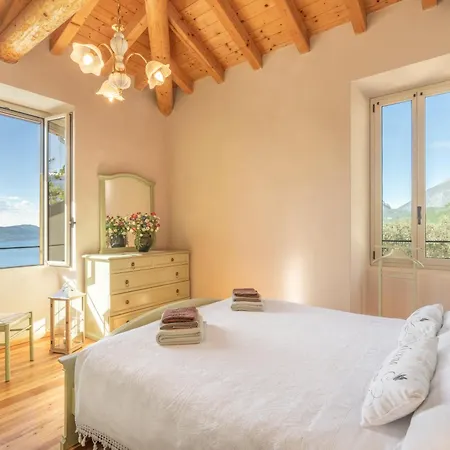 Piccola Meraviglia Sul Garda Holiday home Muslone