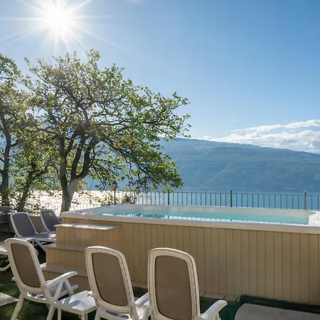 Piccola Meraviglia Sul Garda Muslone